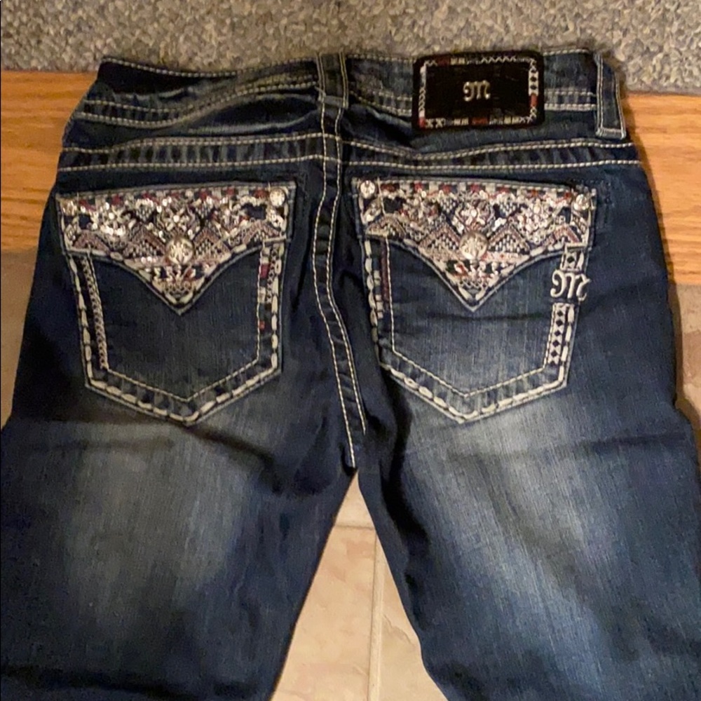 Mid size boot miss me jeans